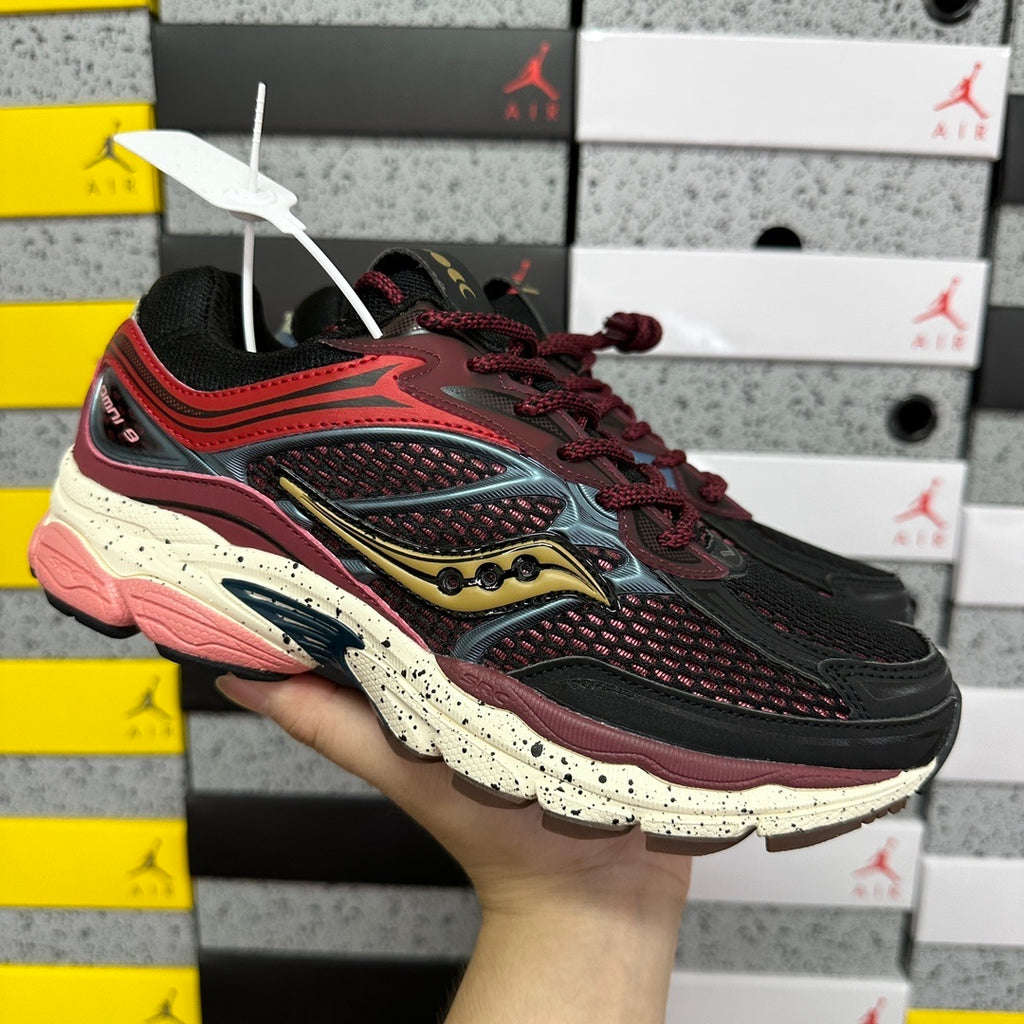 Saucony Omni 9 bordeau