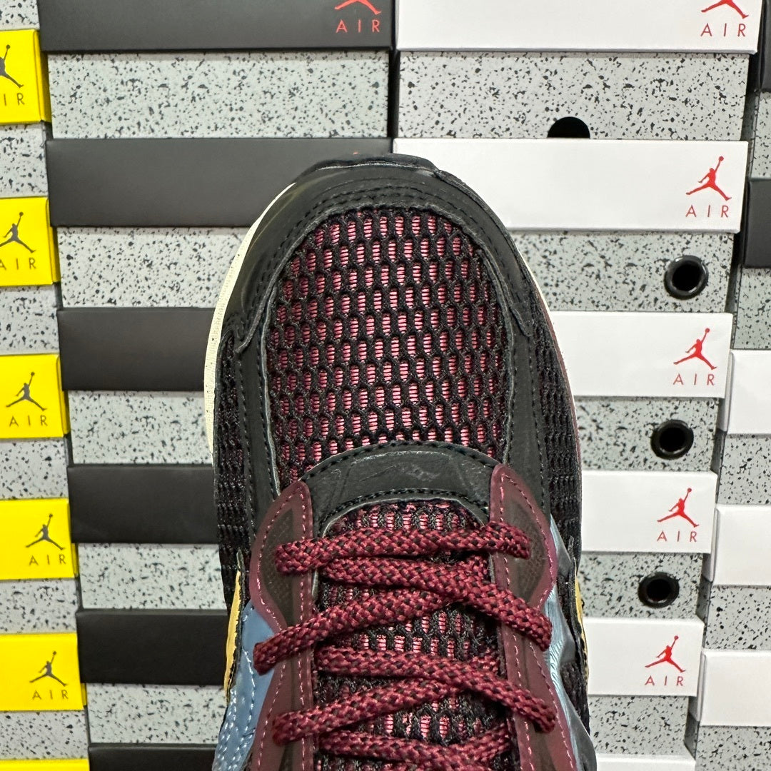 Saucony Omni 9 bordeau