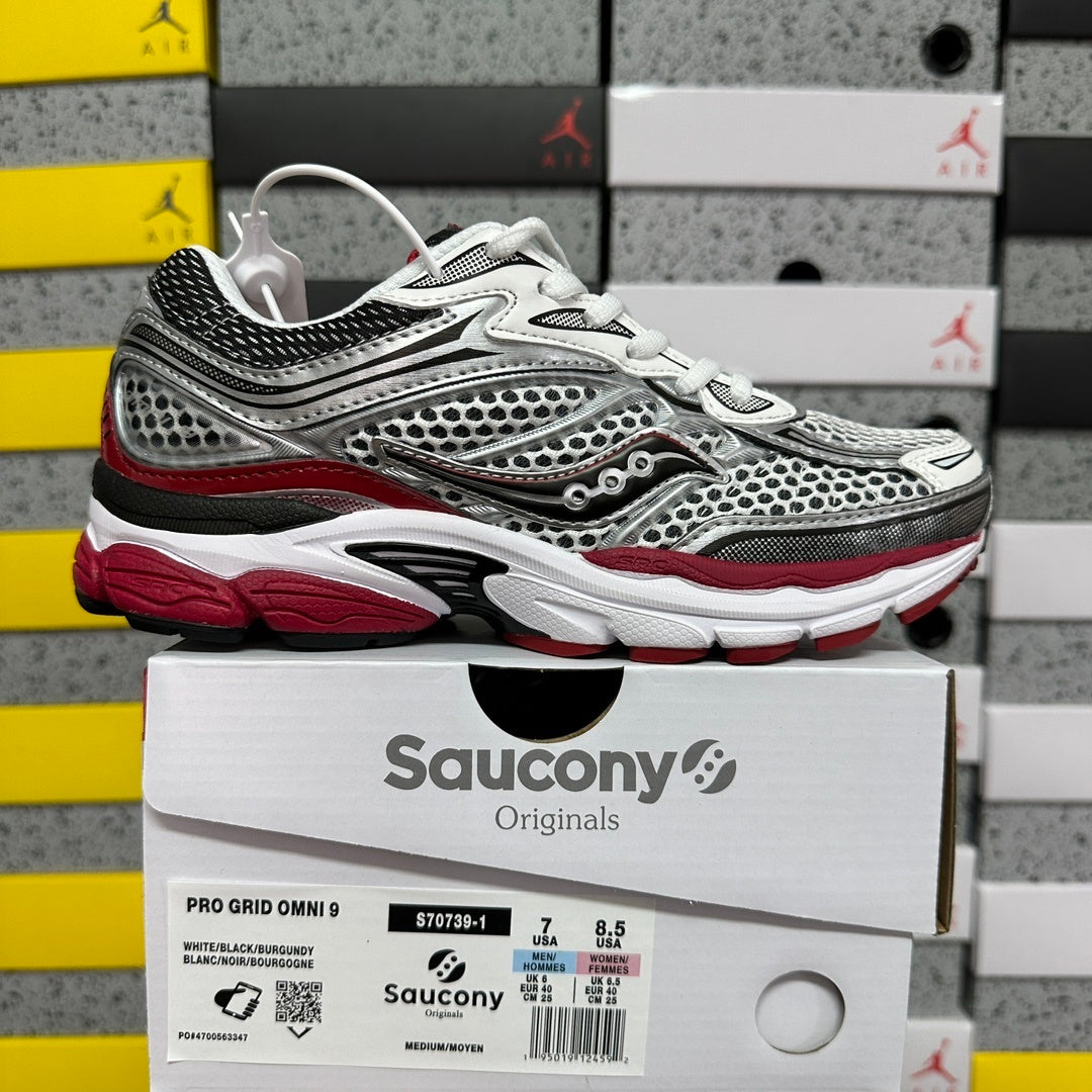 Saucony rouge