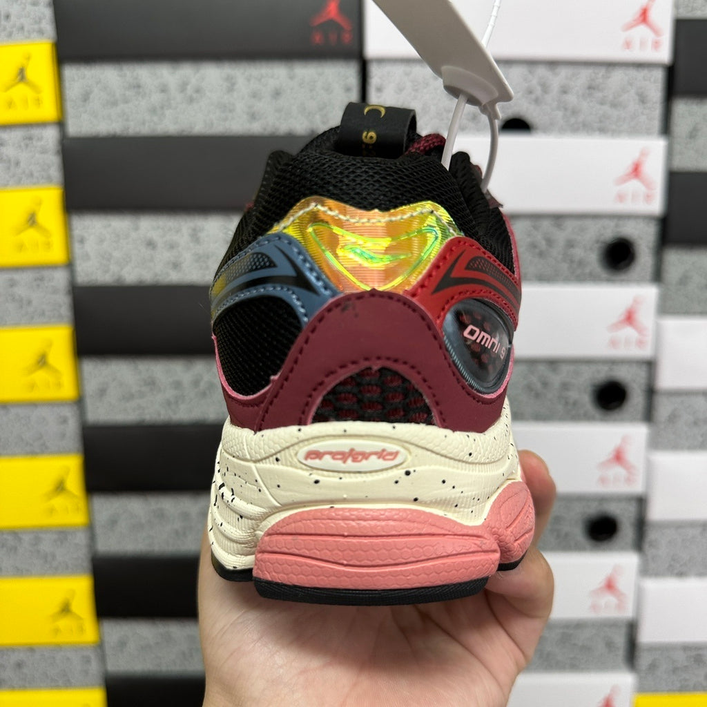 Saucony Omni 9 bordeau