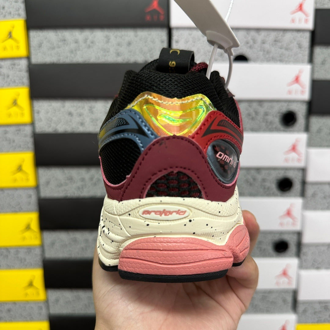 Saucony Omni 9 bordeau