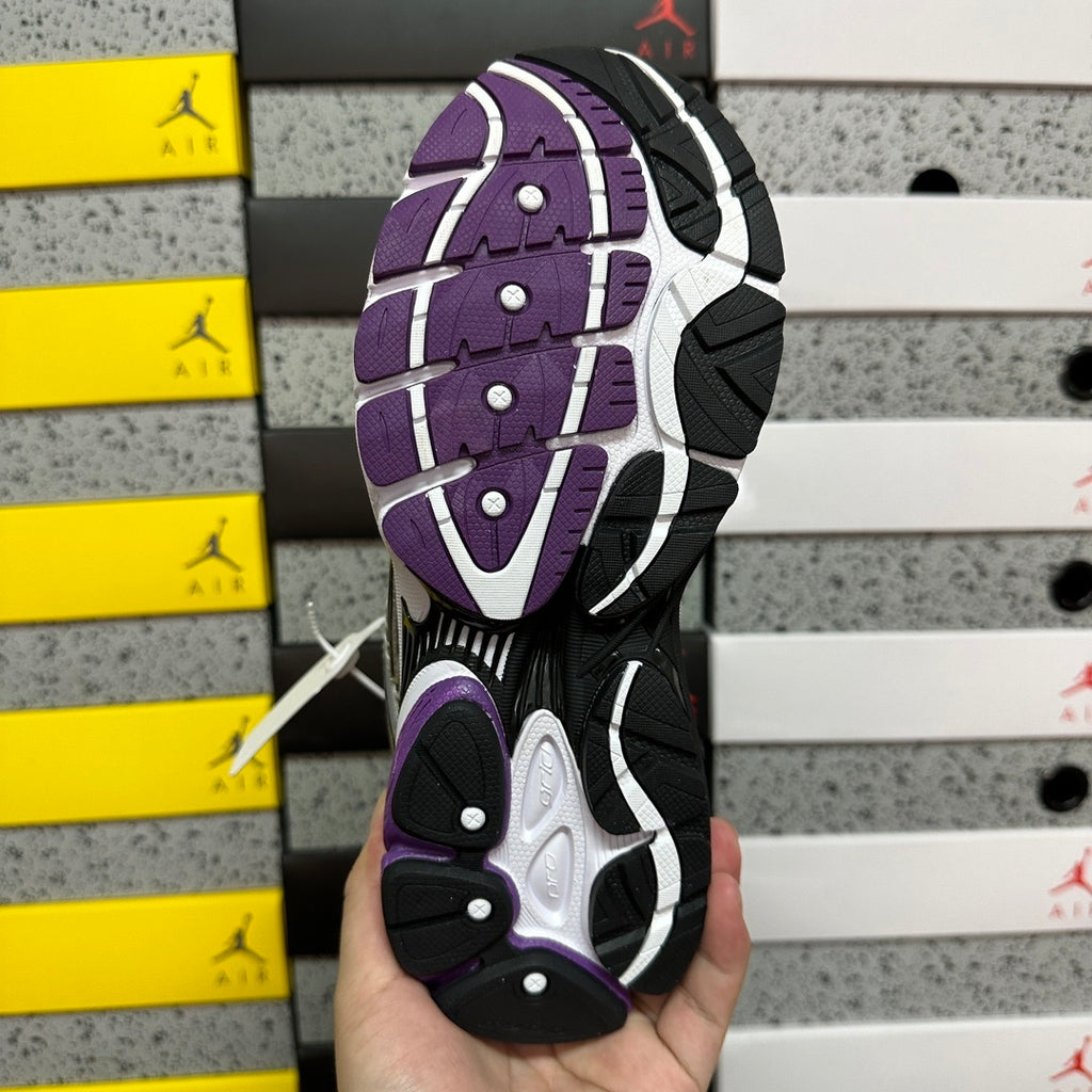 Saucony Omni 9 purple