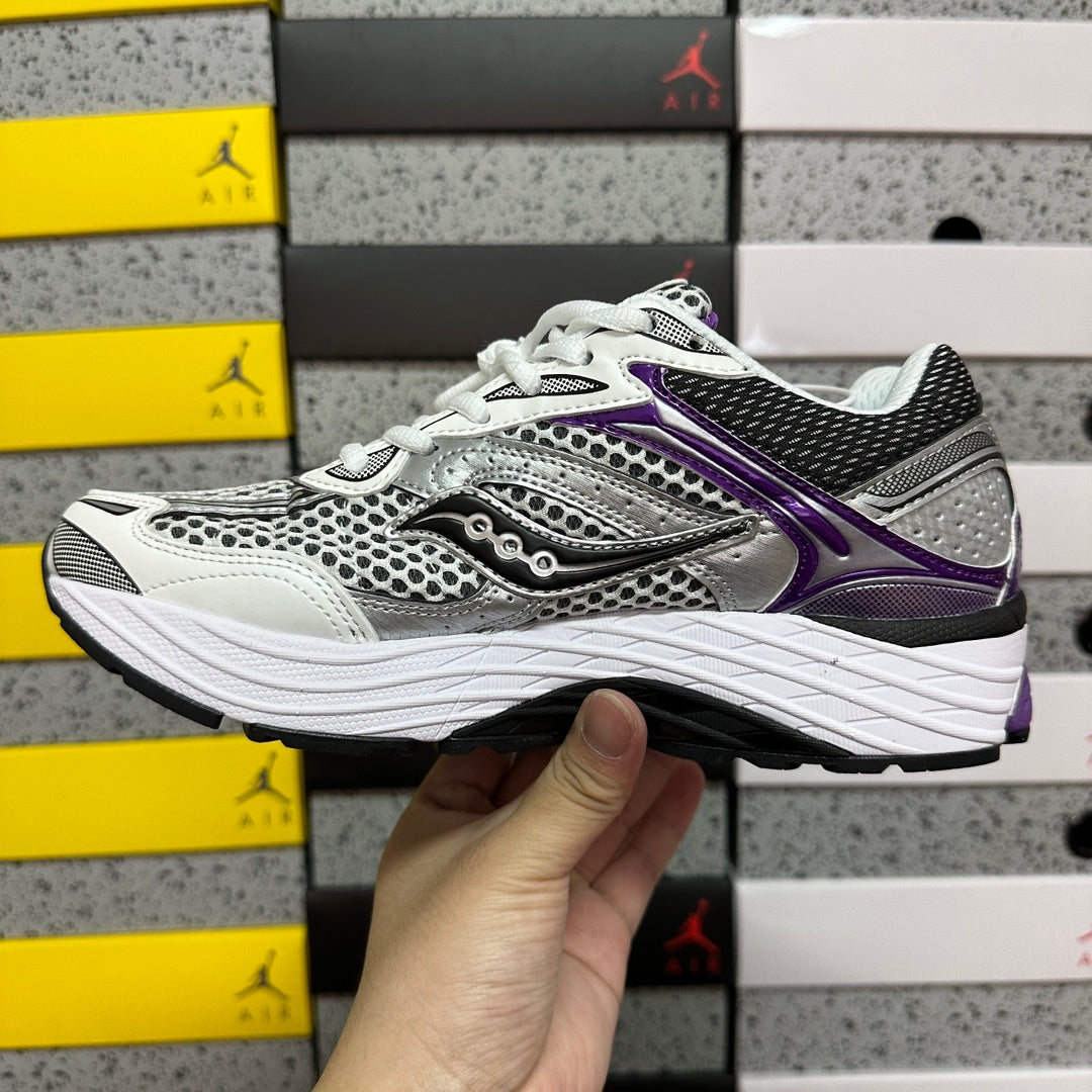 Saucony Omni 9 purple