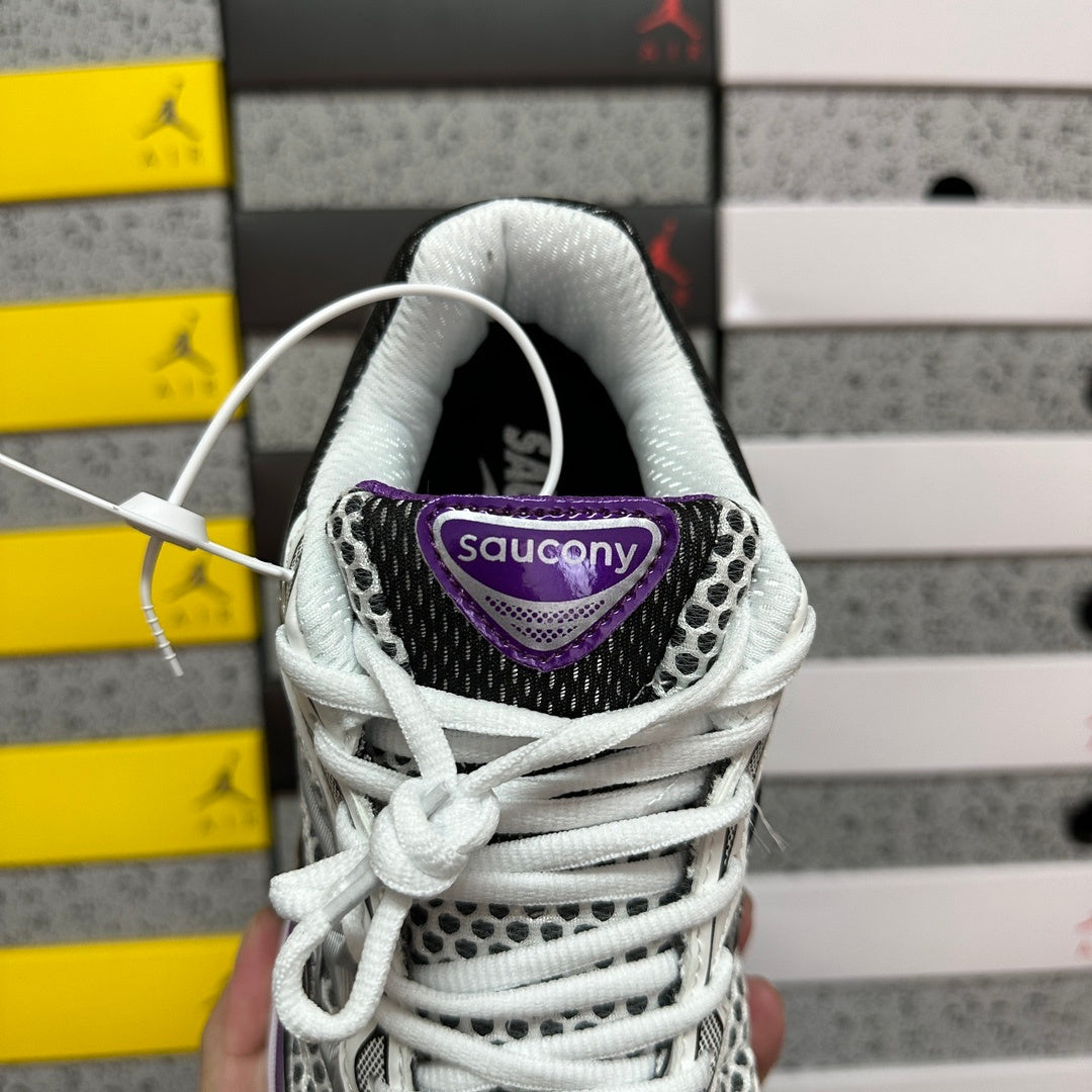 Saucony Omni 9 purple