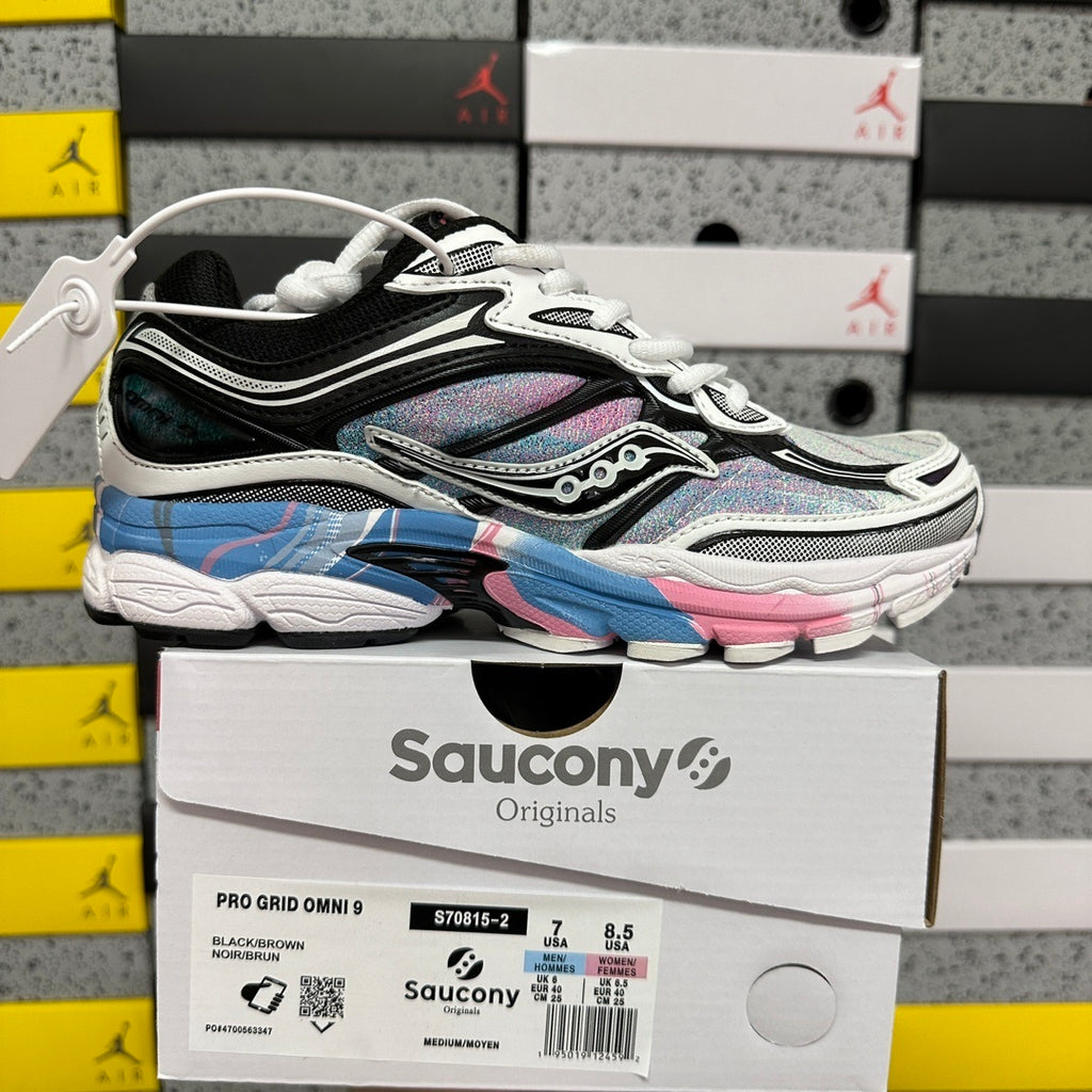 Saucony Omni 9 blue and pink