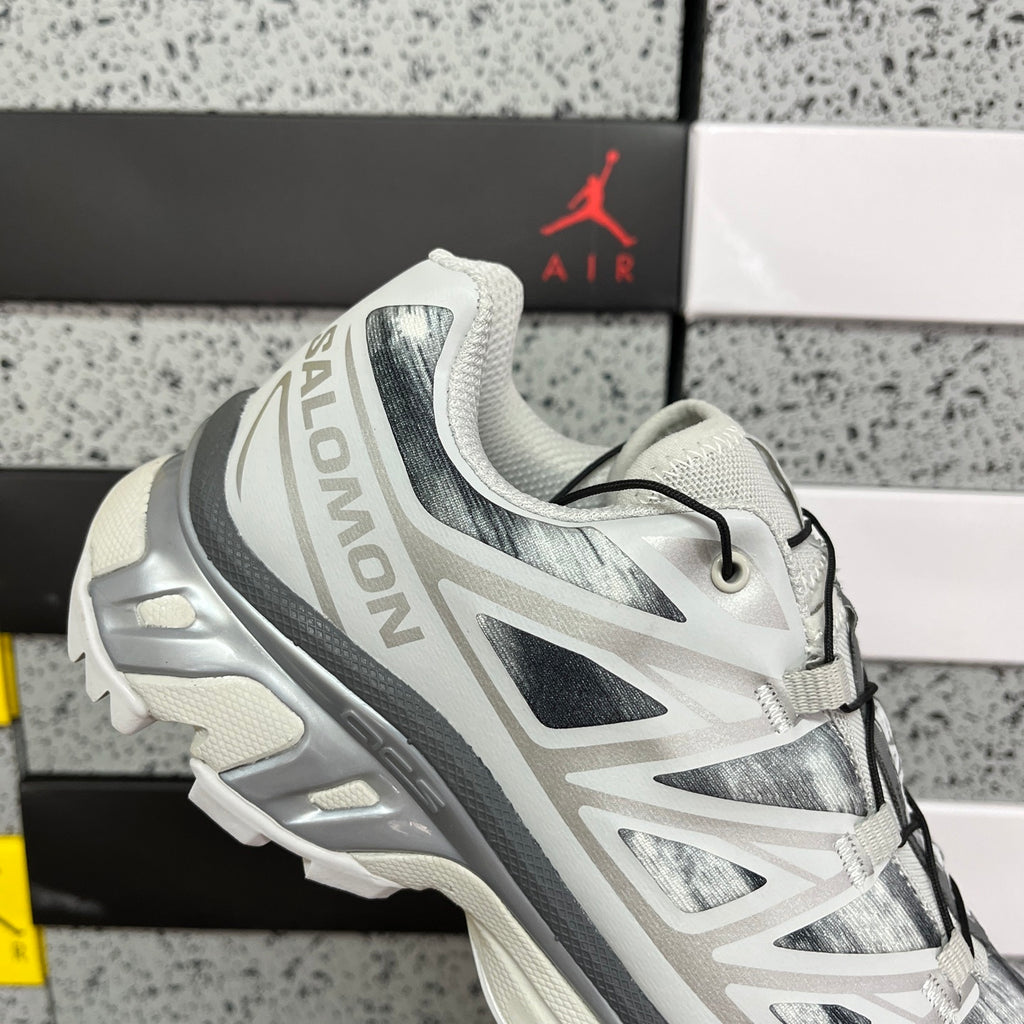Salomon XT-6 blanc et pierre